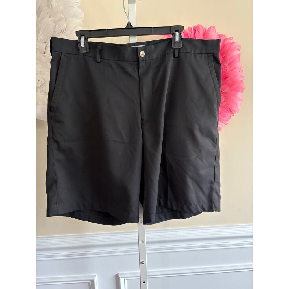 PETER MILLAR WICKING BLACK GOLF SHORTS SIZE 38